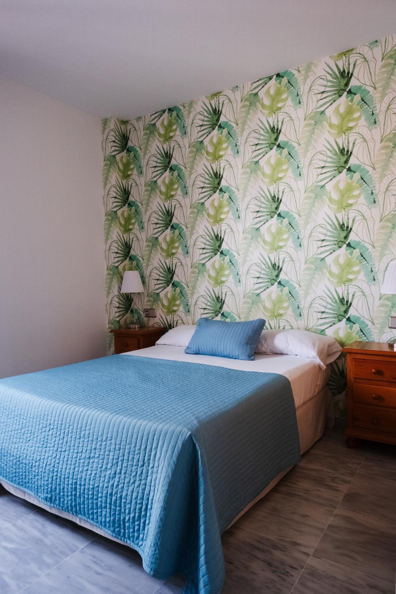 Hotel Isla Menor Dos Hermanas Εξωτερικό φωτογραφία